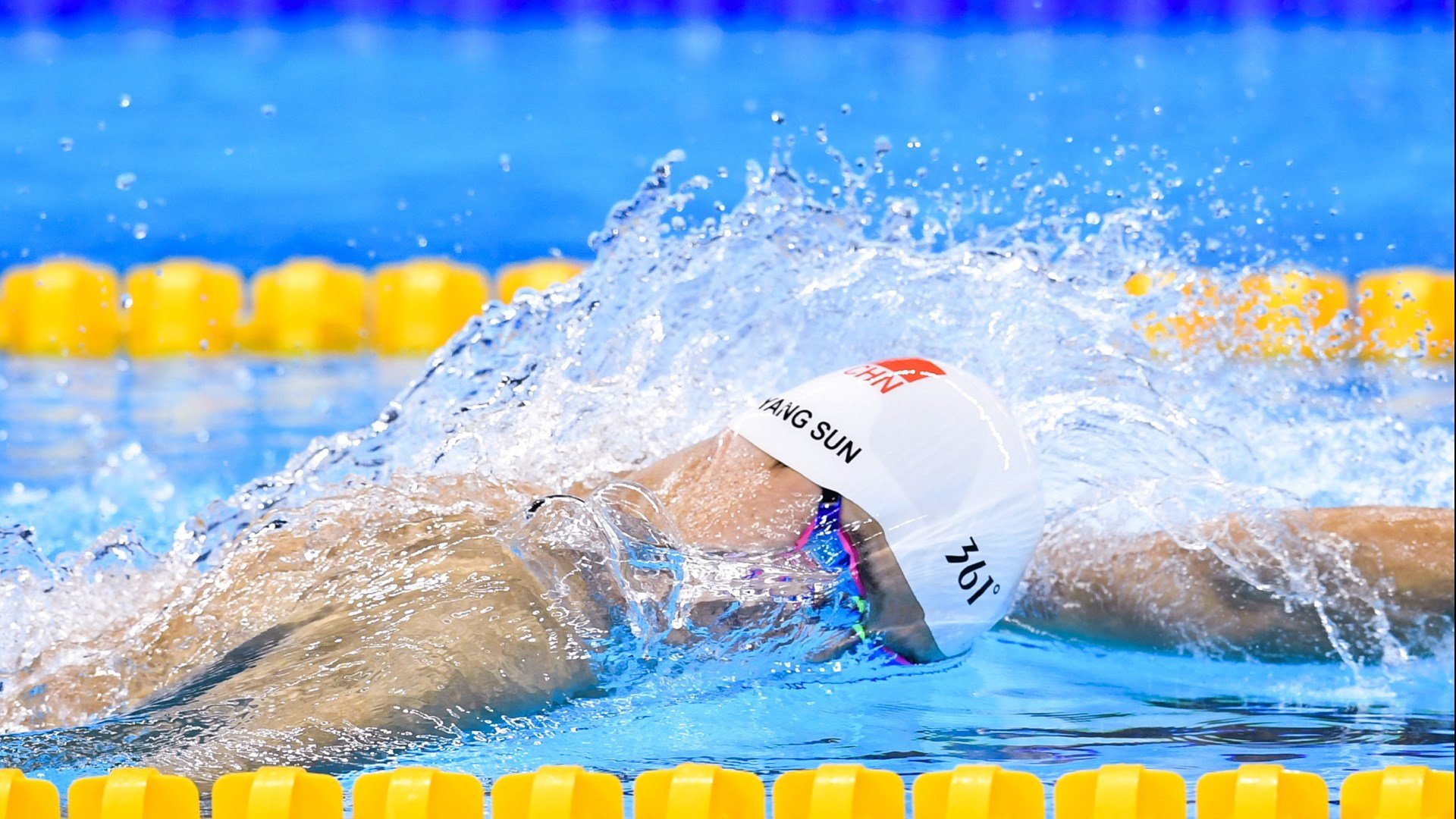 欧冠十六强：利物浦三叉戟齐破门 安菲尔德再现欧战魔鬼主场